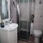بيت للعطل Bau Mela