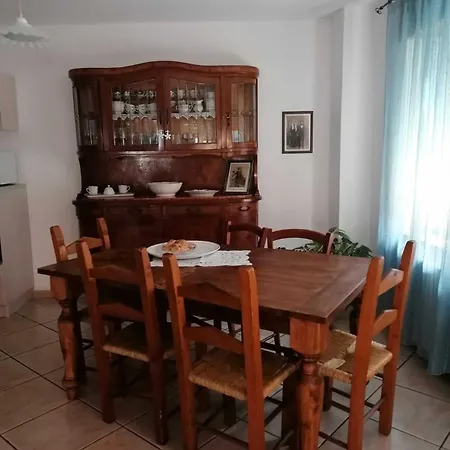 بيت للعطل Bau Mela Villanova Strisaili